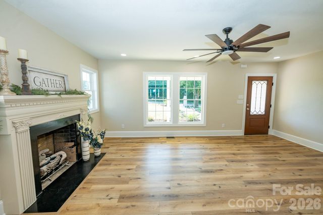 118 Alexander Street, Forest City, NC 28043