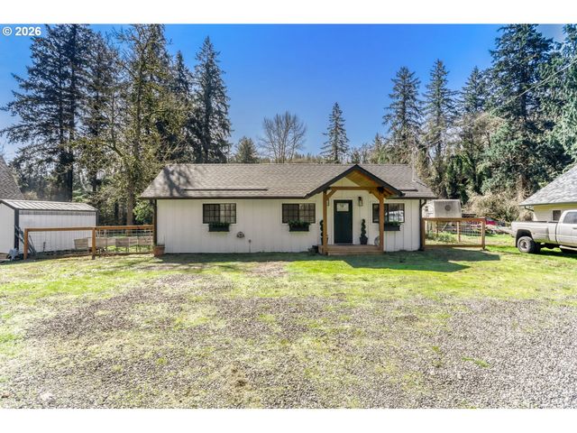 22375 S CADONAU Rd, Estacada, OR 97023