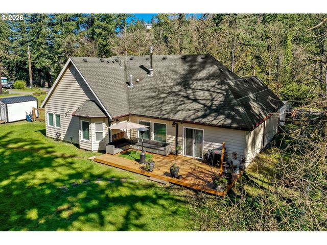22375 S CADONAU Rd, Estacada, OR 97023