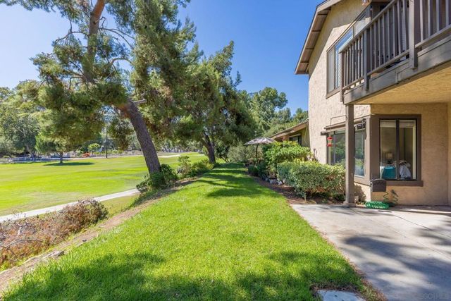 4121 Oak Island Ln, Fallbrook, CA 92028
