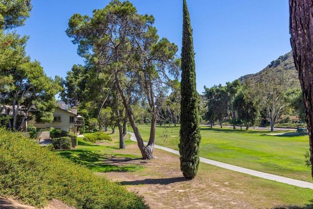 4121 Oak Island Ln, Fallbrook, CA 92028
