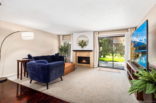 4121 Oak Island Ln, Fallbrook, CA 92028