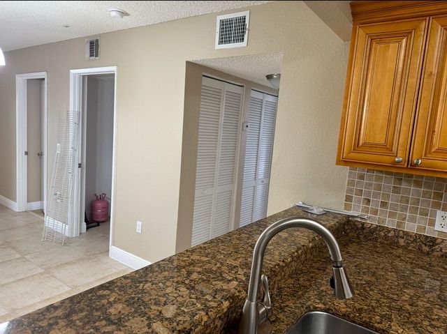 1540 Lake Crystal Drive G, West Palm Beach, FL 33411