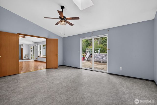 21819 31st Ave E Avenue, Spanaway, WA 98387