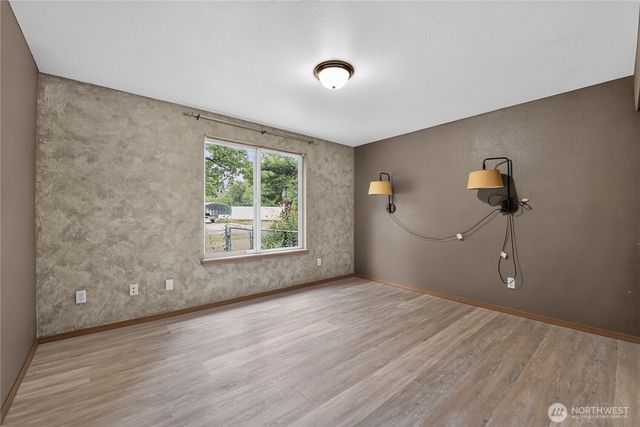 21819 31st Ave E Avenue, Spanaway, WA 98387