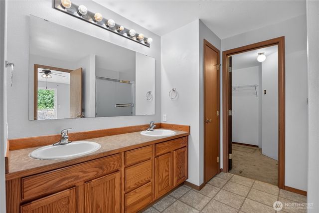 21819 31st Ave E Avenue, Spanaway, WA 98387