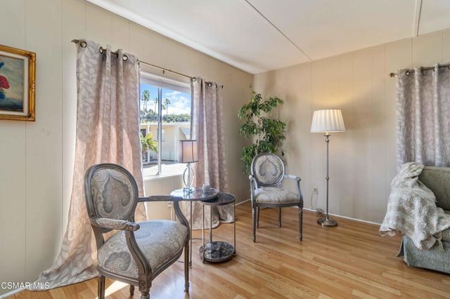 195 Tierra Rejada Road 204, Simi Valley, CA 93065