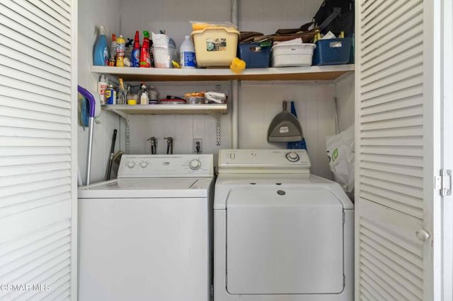 195 Tierra Rejada Road 204, Simi Valley, CA 93065