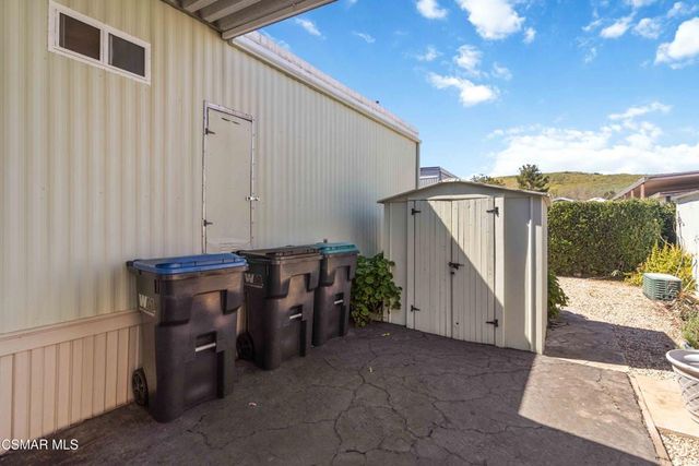 195 Tierra Rejada Road 204, Simi Valley, CA 93065