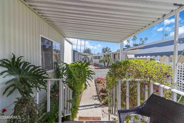 195 Tierra Rejada Road 204, Simi Valley, CA 93065