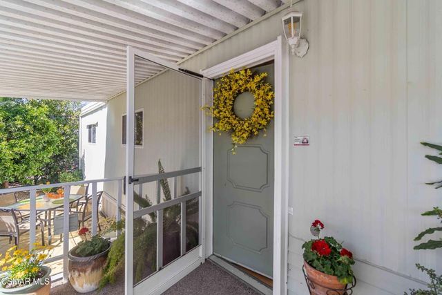 195 Tierra Rejada Road 204, Simi Valley, CA 93065