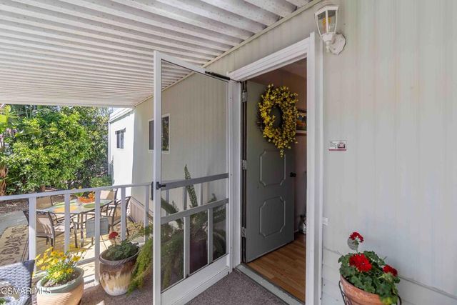 195 Tierra Rejada Road 204, Simi Valley, CA 93065