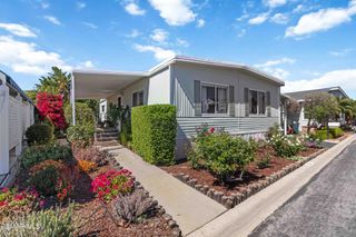 195 Tierra Rejada Road 204, Simi Valley, CA 93065