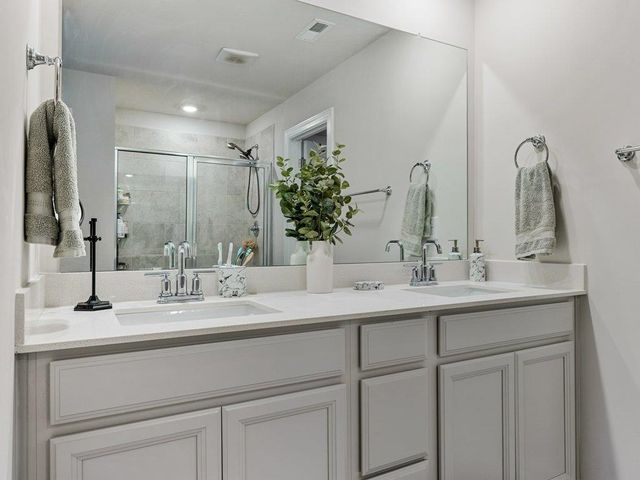 688 Grays Creek Road, Spartanburg, SC 29303