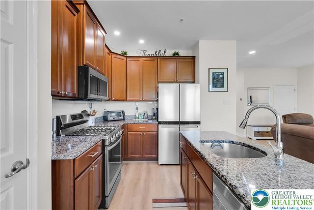 991 King Way, Upper Macungie Twp, PA 18031