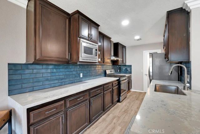 27535 Lakeview 46, Helendale, CA 92342