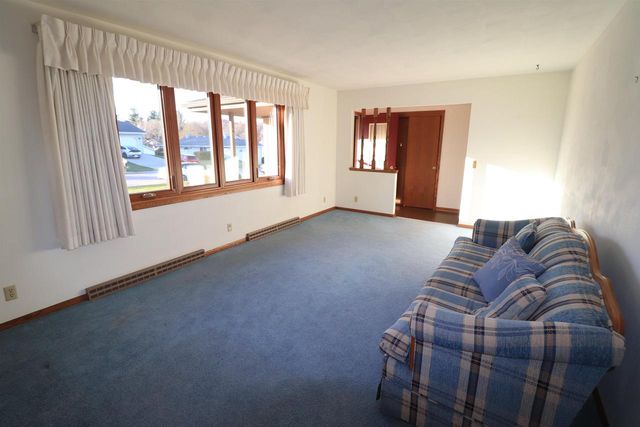 1128 N Osborne Avenue, Janesville, WI 53548