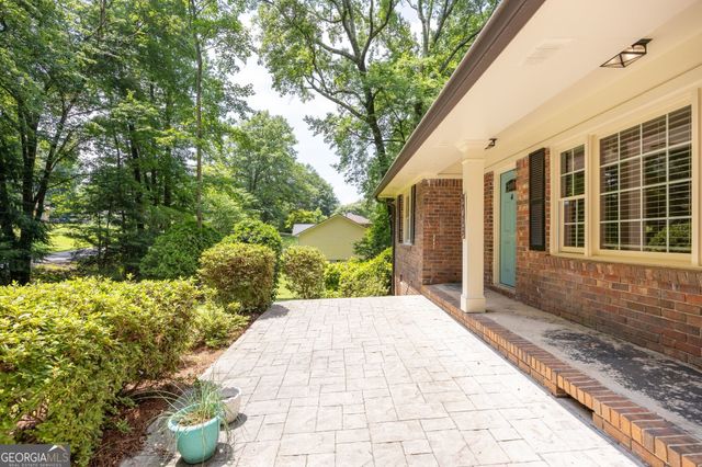 5936 Brookdale Lane SW, Mableton, GA 30126