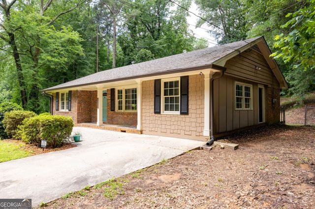 5936 Brookdale Lane SW, Mableton, GA 30126