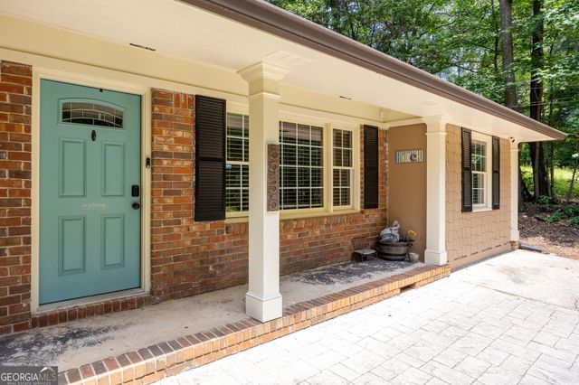 5936 Brookdale Lane SW, Mableton, GA 30126