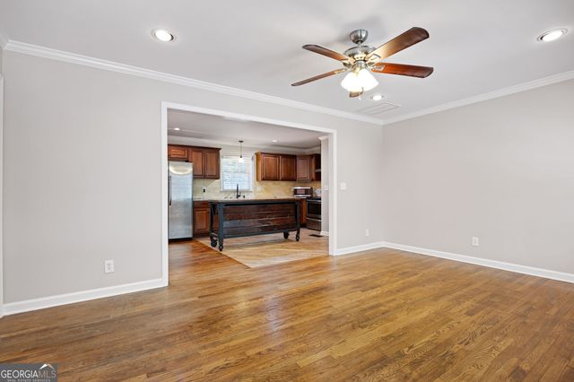 5936 Brookdale Lane SW, Mableton, GA 30126