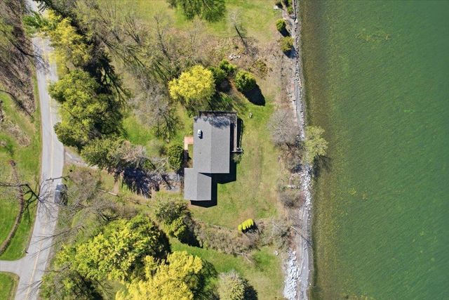 481 Hills Point Road, Charlotte, VT 05445