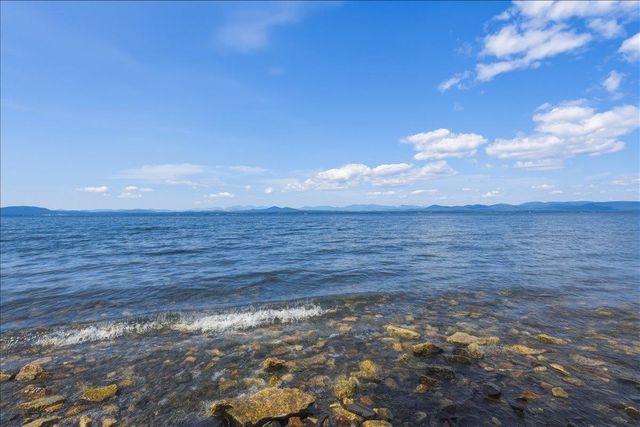 481 Hills Point Road, Charlotte, VT 05445