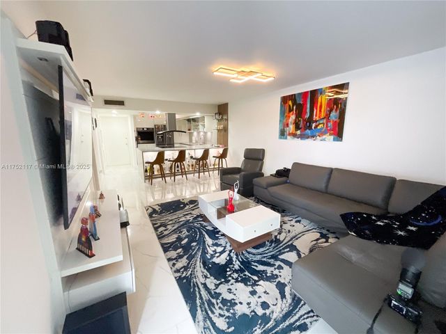 1301 NE Miami Gardens Dr 501W, Miami, FL 33179