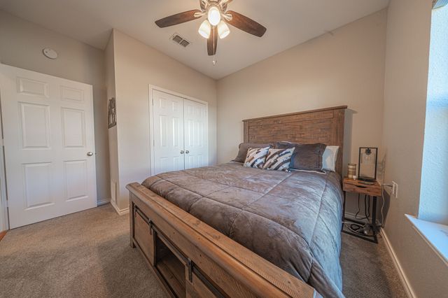 100 San Chez Drive, Lake Kiowa, TX 76240