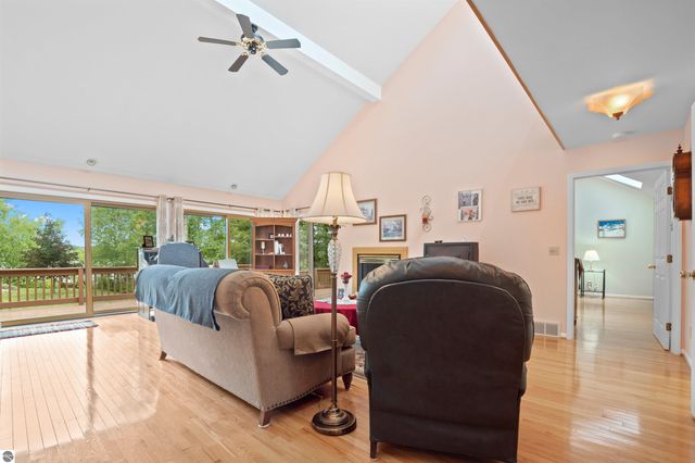 7380 Shellenbarger Road, Hale, MI 48739