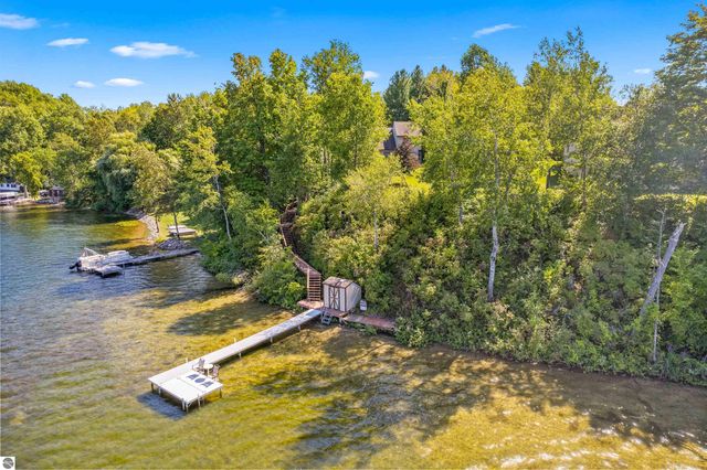 7380 Shellenbarger Road, Hale, MI 48739