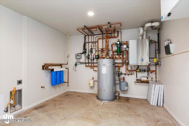 2320 Glacier Street, Anchorage, AK 99508