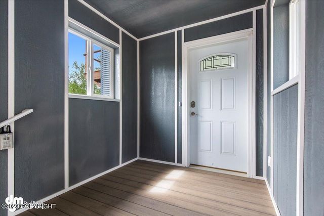 2320 Glacier Street, Anchorage, AK 99508