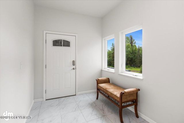 2320 Glacier Street, Anchorage, AK 99508