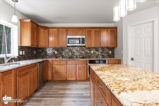 2320 Glacier Street, Anchorage, AK 99508