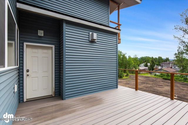 2320 Glacier Street, Anchorage, AK 99508