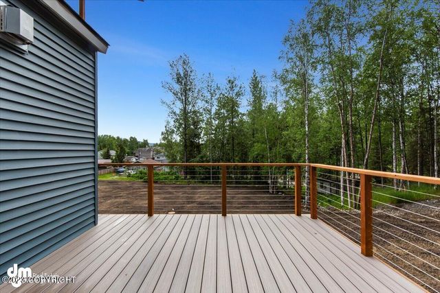 2320 Glacier Street, Anchorage, AK 99508