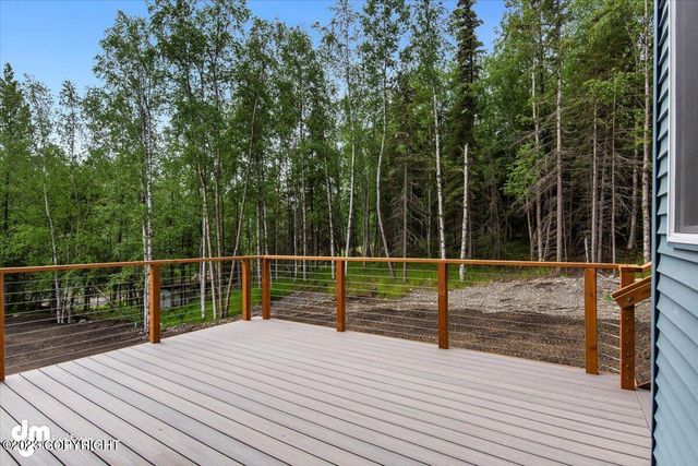 2320 Glacier Street, Anchorage, AK 99508