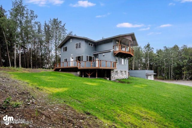 2320 Glacier Street, Anchorage, AK 99508