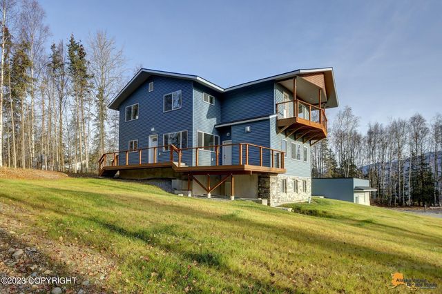 2320 Glacier Street, Anchorage, AK 99508