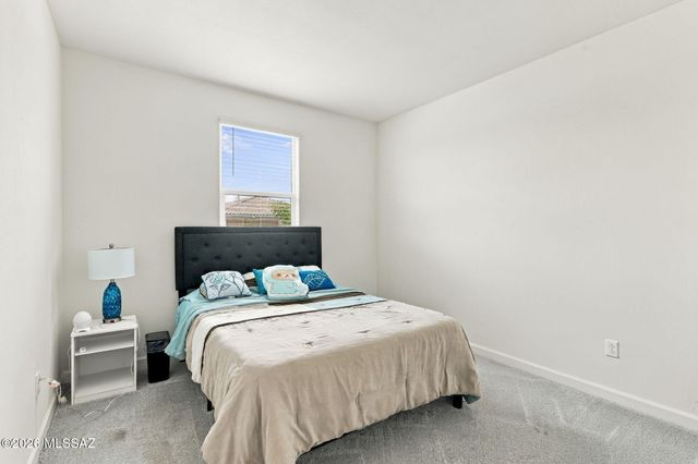 9052 E Pantano Bluff Drive, Tucson, AZ 85730