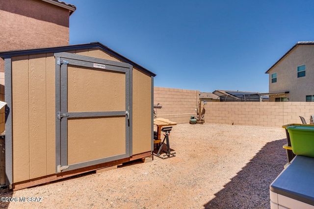 9052 E Pantano Bluff Drive, Tucson, AZ 85730
