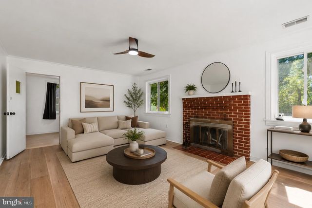 12814 PEACE DR, Fort Washington, MD 20744
