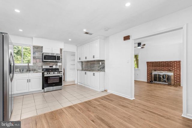 12814 PEACE DR, Fort Washington, MD 20744