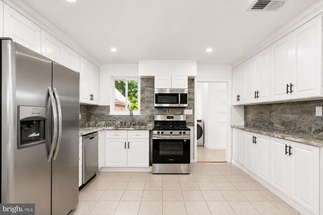 12814 PEACE DR, Fort Washington, MD 20744