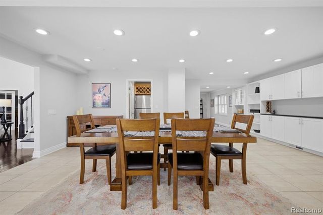 26296 Franklin Court, Franklin, MI 48025