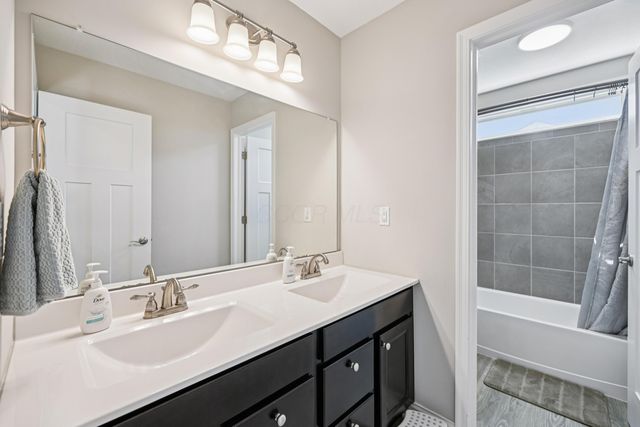 1370 Woodline Drive, Marysville, OH 43040