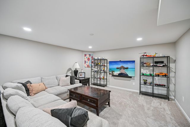 1370 Woodline Drive, Marysville, OH 43040