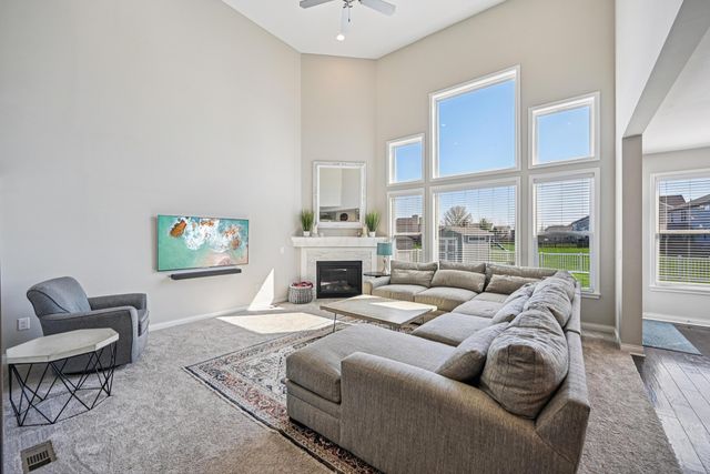 1370 Woodline Drive, Marysville, OH 43040