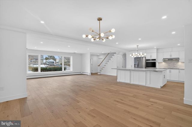 208 N MORGAN AVE, Havertown, PA 19083